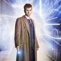 David Tennant And His DOCTOR WHO Mementos, Future Cameo, And Comic Books