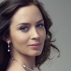 MEOW! Could Emily Blunt Play Catwoman In Batman 3?