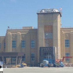 GREEN LANTERN: Ferris Aircraft Set Picture