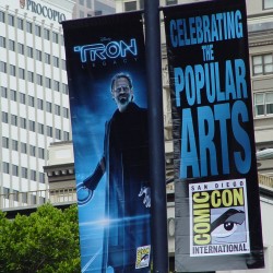 TRON LEGACY: Comic-Con Banners – The ComiTRON Invasion Begins