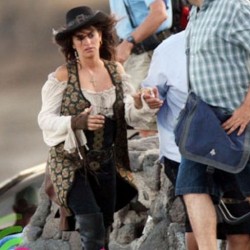 Pirates of the Caribbean: On Stranger Tides – First Set Pics of Penelope Cruz and Geoffrey Rush