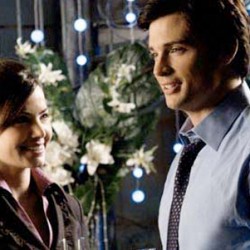 SMALLVILLE: The Moment Clois Fans Have Been Waiting For, and the Return of Hawkman and Star Girl