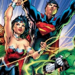 Protest Against DC Reboot at Comic-Con – And a Counter Protest