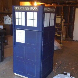 Pic of the Day: Tardis Refrigerator