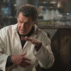 Three New Clips from Tonight’s New Fringe “Forced Perspective”