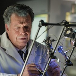 New Featurettes Get You Refreshed and Ready for the Return of FRINGE