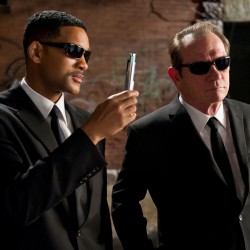 Two New Images from MEN IN BLACK III Featuring Will Smith and Tommy Lee Jones