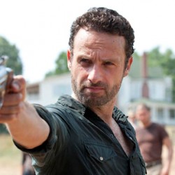 New Featurettes for THE WALKING DEAD Look Back and Look Ahead