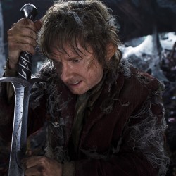 New Image from THE HOBBIT of Martin Freeman as Bilbo with the Sting