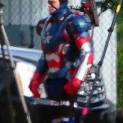 Spoileriffic Photos from the Set of IRON MAN 3 Reveal a Villain