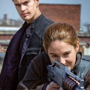 DIVERGENT -4