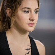 DIVERGENT