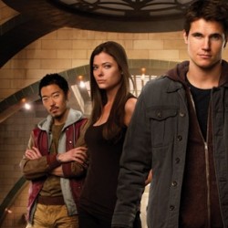 Clip, Featurette, and TV Spot for THE TOMORROW PEOPLE Season Finale