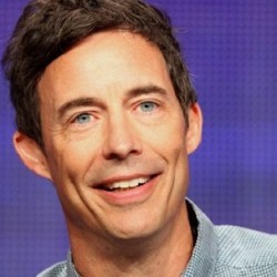 News FLASH: Tom Cavanagh Cast in Arrow Spinoff