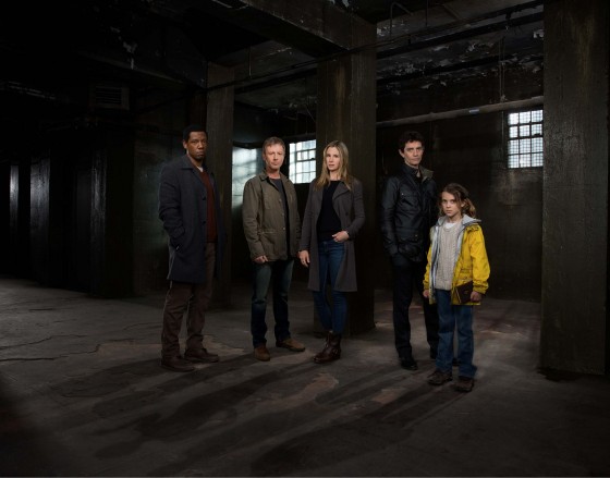 Intruders cast