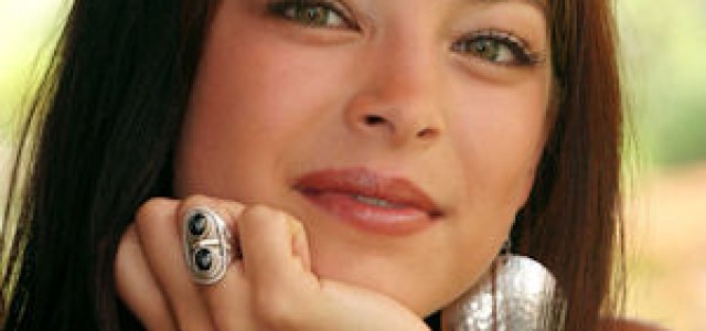 Smallville’s Kristin Kreuk Joins CHUCK!