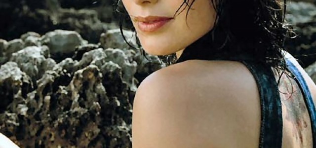 Sarah Connor Crowned In ‘Game Of Thrones’