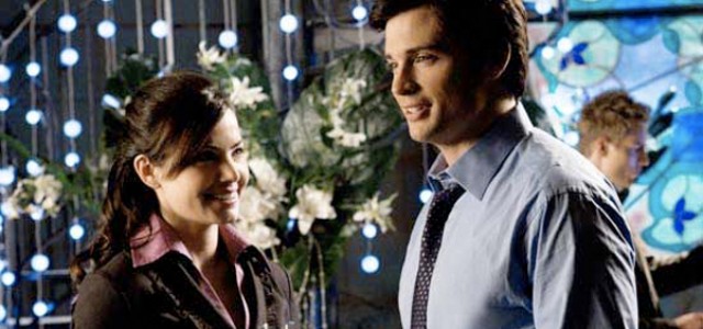 SMALLVILLE: The Moment Clois Fans Have Been Waiting For, and the Return of Hawkman and Star Girl