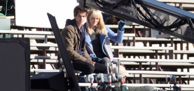 Spider-Man: Andrew Garfield Talks Spidey, Set Pics of Peter and Gwen