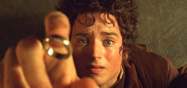 Elijah Wood To Return for THE HOBBIT