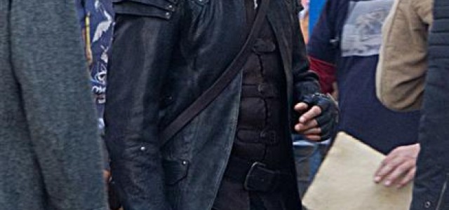 Hansel and Gretel: Witch Hunters – Set Photos of Renner and Arterton In Costume