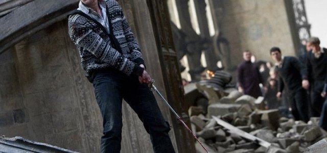 Harry Potter and the Deathly Hallows: New Clips from the Part 1 Blu-ray and New Pictures from Part 2