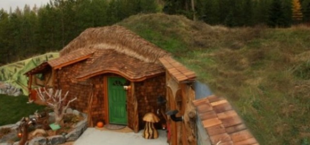 Montana Couple Builds Hobbit House Getaway, Bilbo Would Be Proud