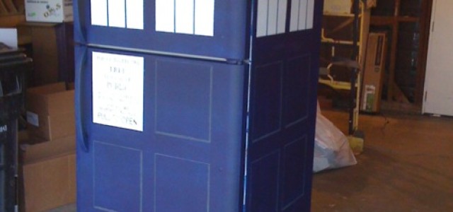 Pic of the Day: Tardis Refrigerator
