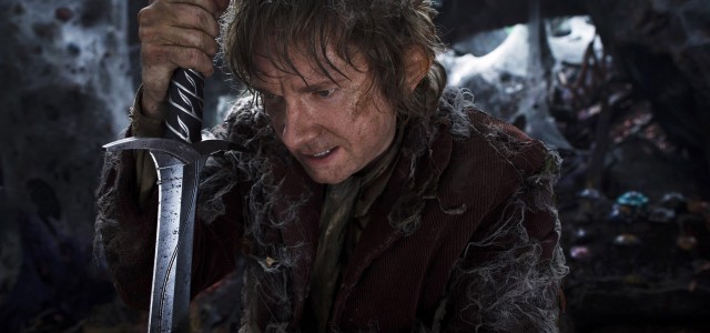 New Image from THE HOBBIT of Martin Freeman as Bilbo with the Sting
