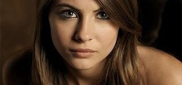 Oliver Queen’s Family Continues to Grow as ARROW Casts His Sister