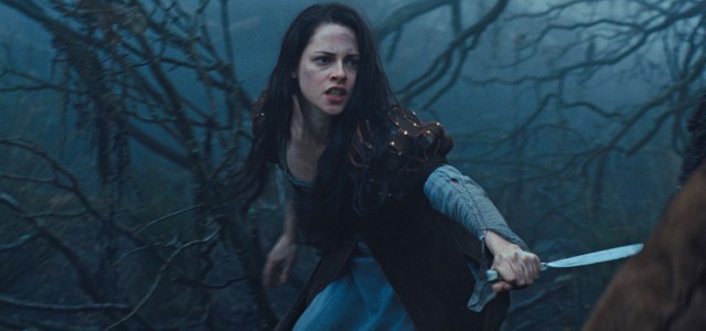 New Trailer, Featurette and Images from SNOW WHITE AND THE HUNTSMAN