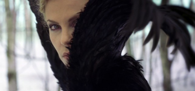Snow White and The Huntsman: Rupert Sanders Reveals Dark Secrets Behind Charlize Theron’s Evil Queen