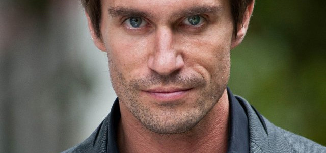 The CW’s ARROW Takes Aim at Deadshot