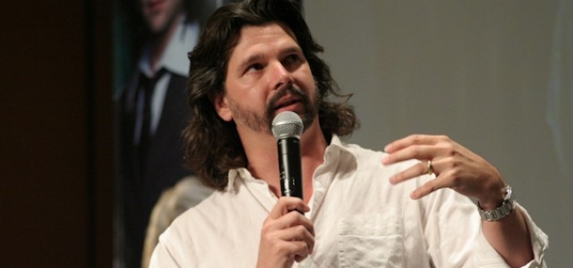 BSG Co-Creator Ron Moore Gets Syfy Season Order for HELIX